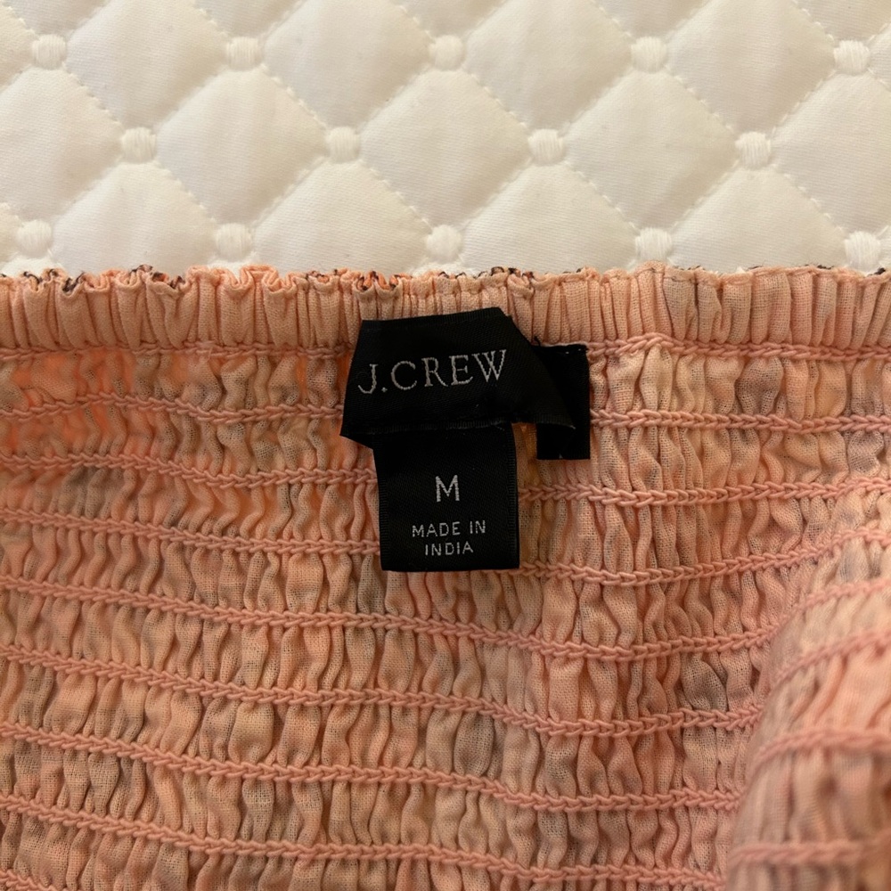 Such a cute dress! Peach floral perfect for summer and a vacation! - Picture 8 of 8